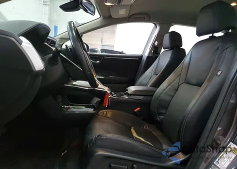 2018 Honda Clarity Touring z USA, uszkodzony, nr VIN JHMZC5F30JC012757